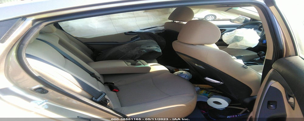 5NPDH4AE4GH688304 2016 HYUNDAI ELANTRA photo no. 8