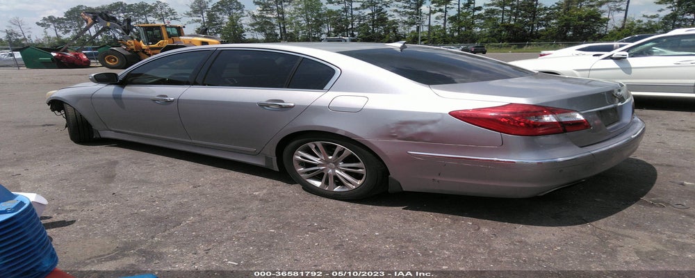 KMHGC4DD4DU233125 2013 HYUNDAI GENESIS photo no. 3