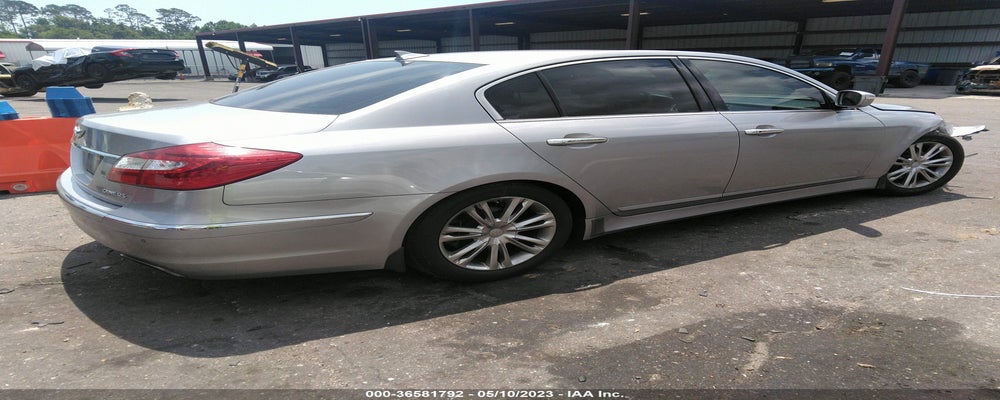 KMHGC4DD4DU233125 2013 HYUNDAI GENESIS photo no. 4
