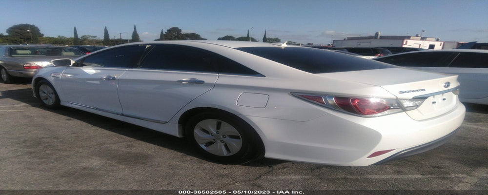 KMHEC4A43FA137387 2015 HYUNDAI SONATA HYBRID photo no. 3