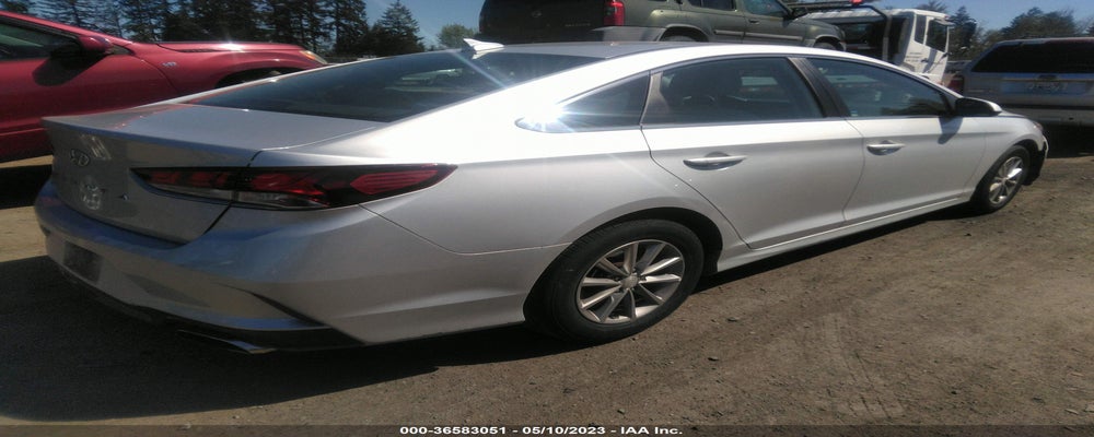 5NPE24AF7JH612906 2018 HYUNDAI SONATA photo no. 4