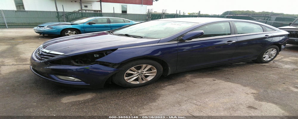 5NPEB4AC4DH533462 2013 HYUNDAI SONATA photo no. 2