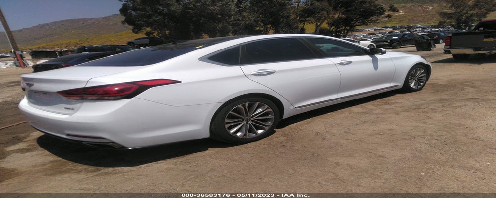 KMHGN4JE4FU023926 2015 HYUNDAI GENESIS photo no. 4