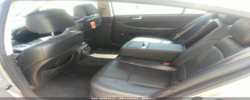 KMHGC4DD2DU246634 2013 HYUNDAI GENESIS photo no. 8