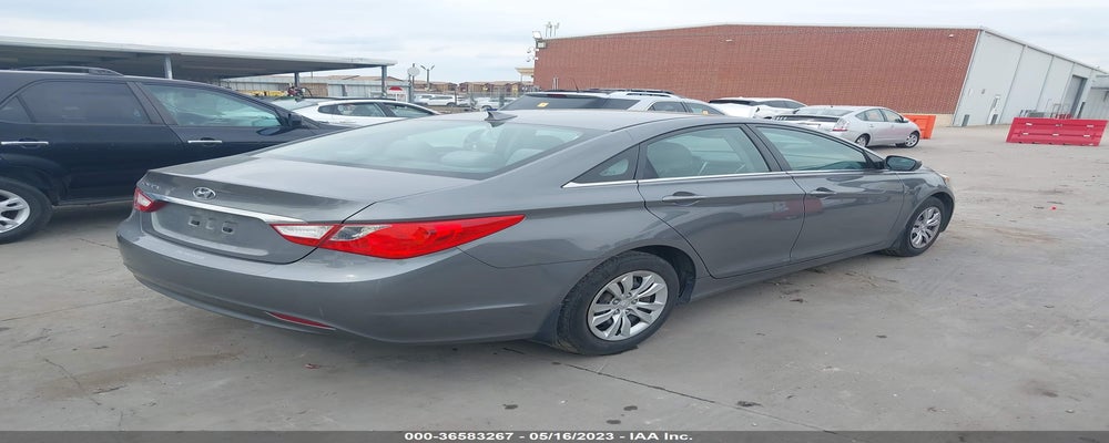 5NPEB4AC5DH607651 2013 HYUNDAI SONATA photo no. 4