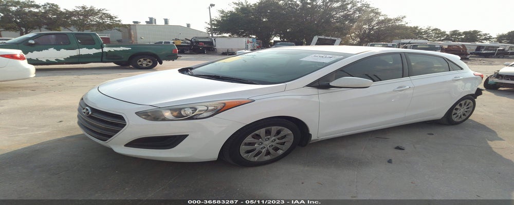 KMHD35LH2GU251396 2016 HYUNDAI ELANTRA GT photo no. 2
