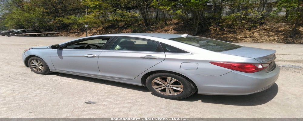 5NPEB4AC6BH056711 2011 HYUNDAI SONATA photo no. 3