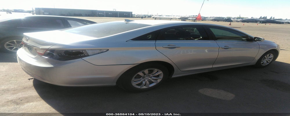5NPEB4AC1CH337977 2012 HYUNDAI SONATA photo no. 4