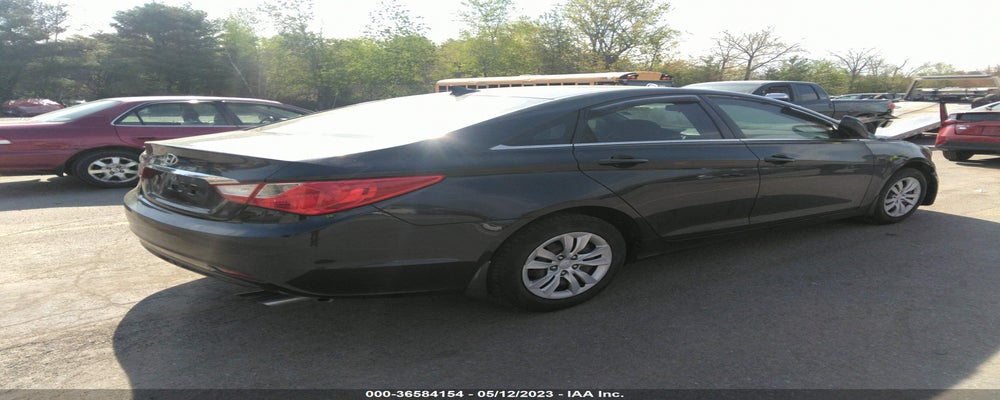 5NPEB4AC4BH017437 2011 HYUNDAI SONATA photo no. 4