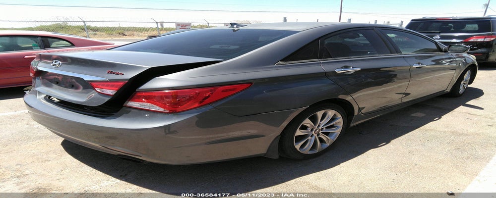 5NPEC4AB1CH443723 2012 HYUNDAI SONATA photo no. 4