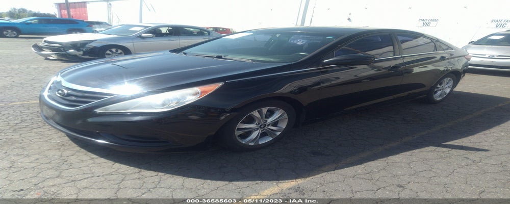 5NPEB4AC4BH044895 2011 HYUNDAI SONATA photo no. 2