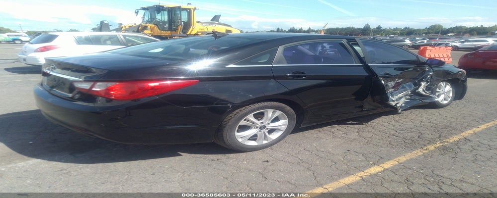 5NPEB4AC4BH044895 2011 HYUNDAI SONATA photo no. 4