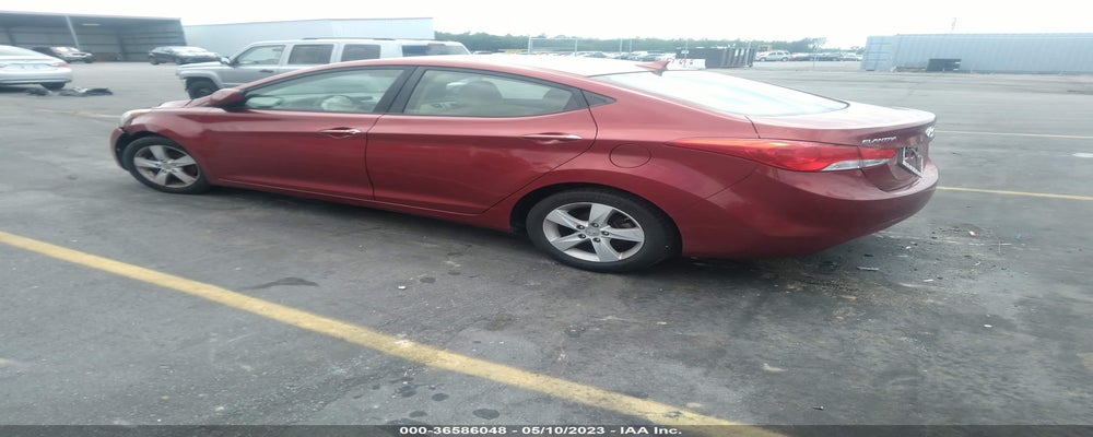 5NPDH4AE1DH240744 2013 HYUNDAI ELANTRA photo no. 3