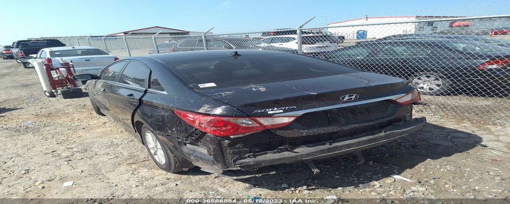 5NPEB4AC8EH925975 2014 HYUNDAI SONATA photo no. 3