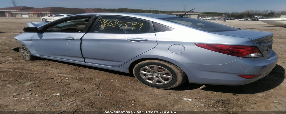 KMHCT4AE3DU334264 2013 HYUNDAI ACCENT photo no. 3