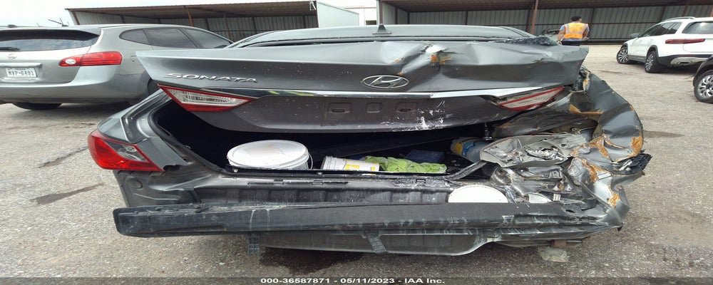 5NPEB4AC2BH147832 2011 HYUNDAI SONATA photo no. 6