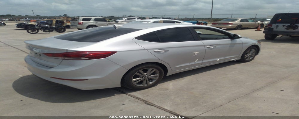 KMHD84LF8HU060741 2017 HYUNDAI ELANTRA photo no. 4