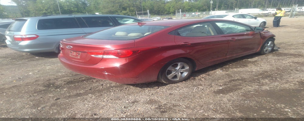 KMHDH4AE1BU139315 2011 HYUNDAI ELANTRA photo no. 4