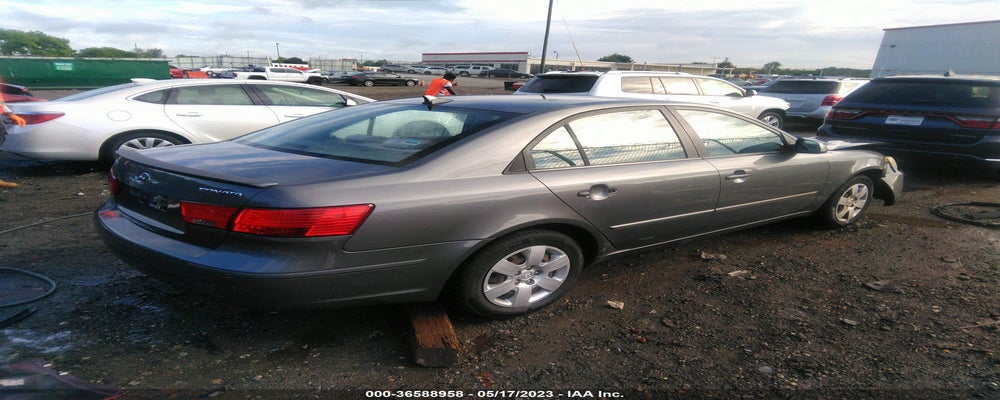 5NPET4AC8AH592054 2010 HYUNDAI SONATA photo no. 4