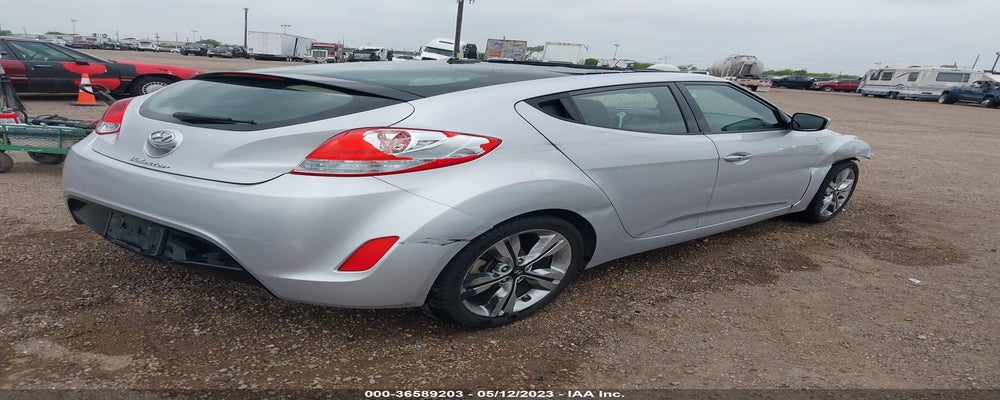 KMHTC6ADXHU323898 2017 HYUNDAI VELOSTER photo no. 4
