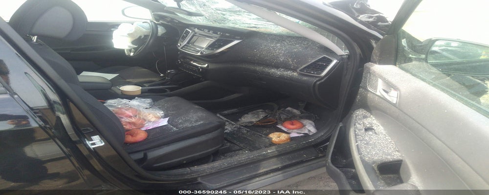 KM8J3CA20HU330332 2017 HYUNDAI TUCSON photo no. 5
