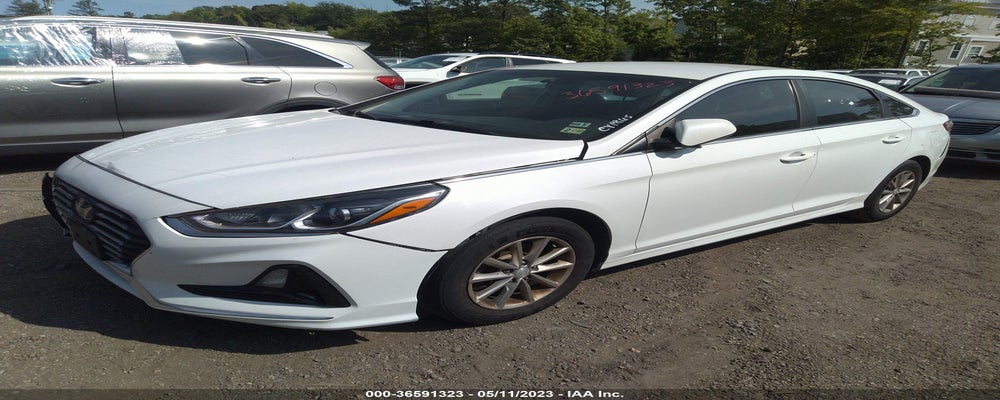 5NPE24AF7JH724900 2018 HYUNDAI SONATA photo no. 2