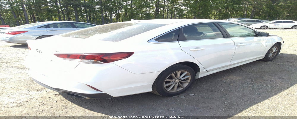 5NPE24AF7JH724900 2018 HYUNDAI SONATA photo no. 4