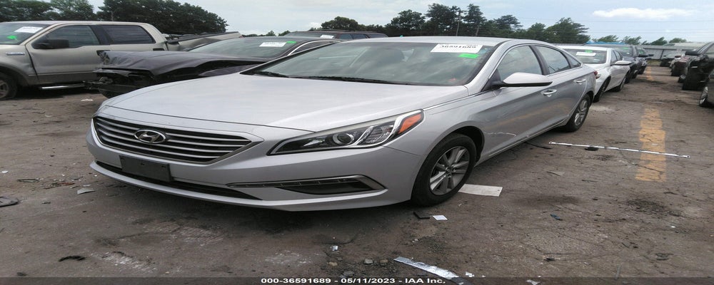 5NPE24AF1FH154044 2015 HYUNDAI SONATA photo no. 2