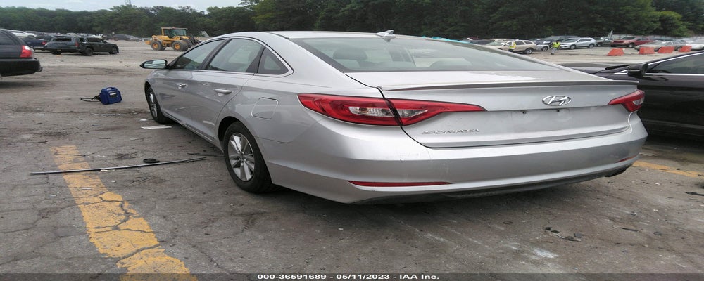 5NPE24AF1FH154044 2015 HYUNDAI SONATA photo no. 3