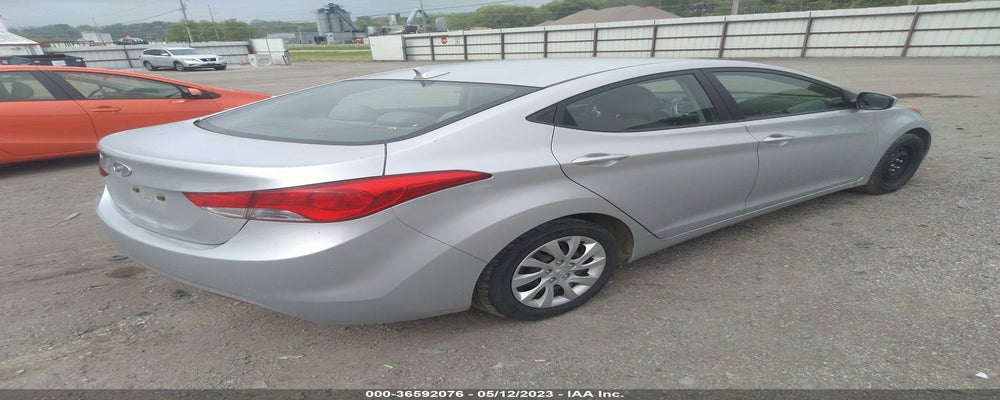 5NPDH4AE1BH053209 2011 HYUNDAI ELANTRA photo no. 4