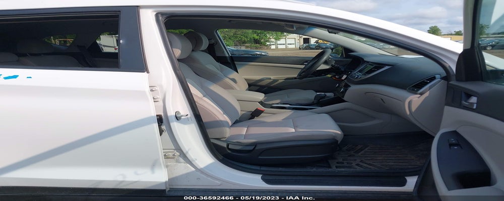 KM8J3CA43GU101384 2016 HYUNDAI TUCSON photo no. 5