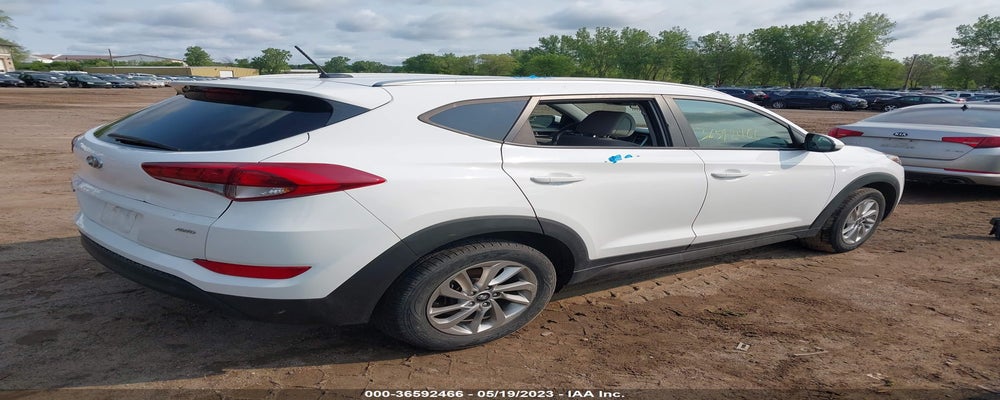 KM8J3CA43GU101384 2016 HYUNDAI TUCSON photo no. 6