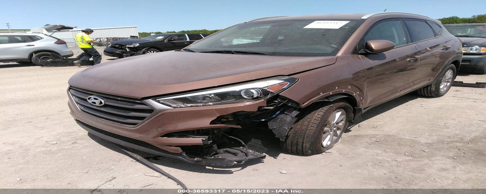KM8J3CA47GU103400 2016 HYUNDAI TUCSON photo no. 6