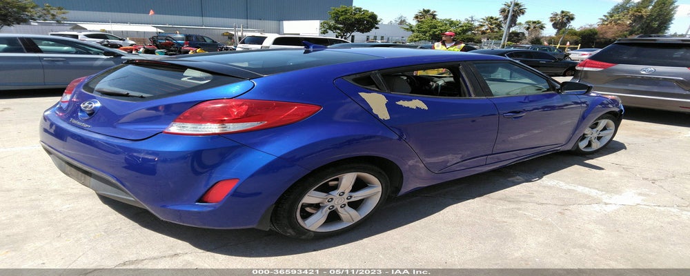 KMHTC6AD9CU030129 2012 HYUNDAI VELOSTER photo no. 4