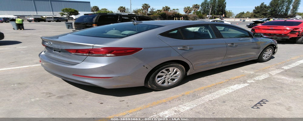 5NPD74LF2HH126962 2017 HYUNDAI ELANTRA photo no. 4