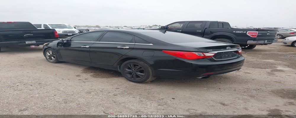 5NPEC4AB6BH299813 2011 HYUNDAI SONATA photo no. 3