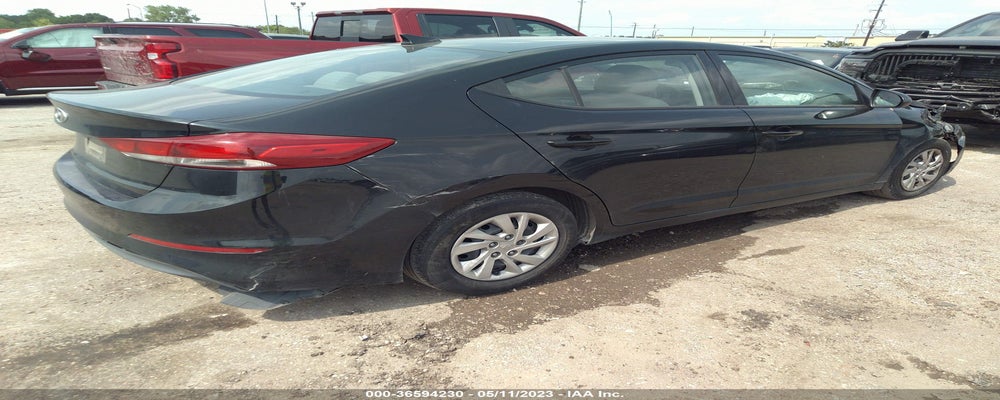 5NPD74LF2HH134804 2017 HYUNDAI ELANTRA photo no. 4