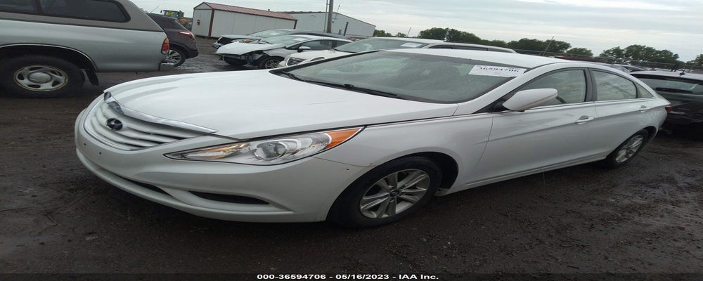 5NPEB4AC1CH372468 2012 HYUNDAI SONATA photo no. 2
