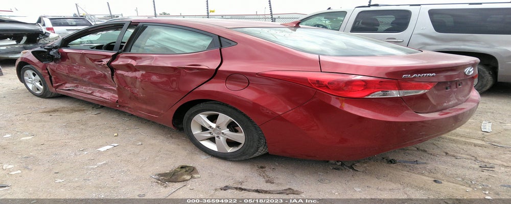 5NPDH4AEXDH285732 2013 HYUNDAI ELANTRA photo no. 3