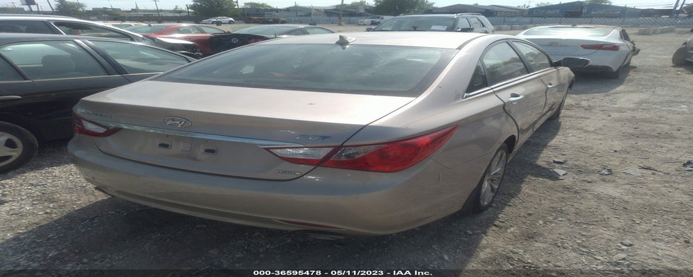 5NPEC4AB0BH225142 2011 HYUNDAI SONATA photo no. 4
