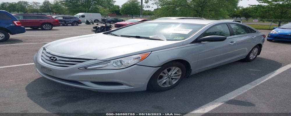 5NPEB4ACXBH170355 2011 HYUNDAI SONATA photo no. 2