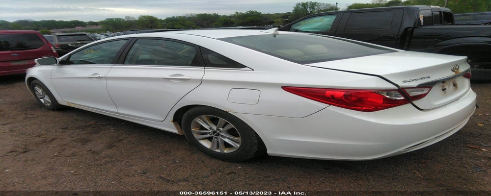 5NPEB4AC7BH138088 2011 HYUNDAI SONATA photo no. 3