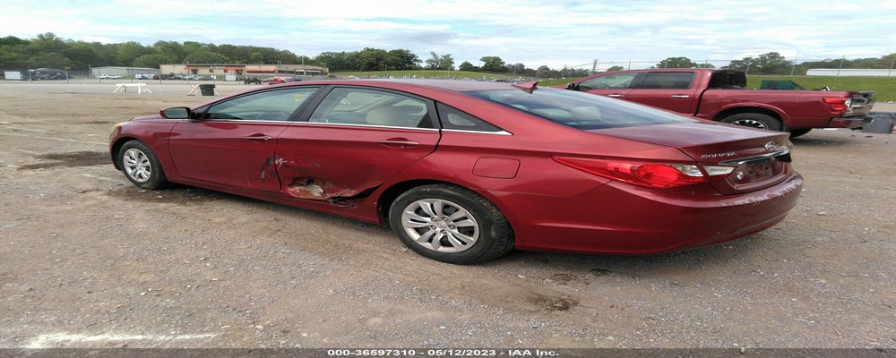 5NPEB4AC1BH005973 2011 HYUNDAI SONATA photo no. 3