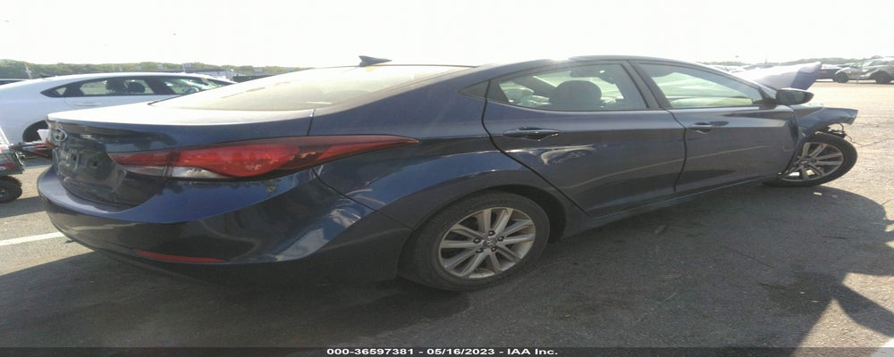 5NPDH4AE1GH689992 2016 HYUNDAI ELANTRA photo no. 4