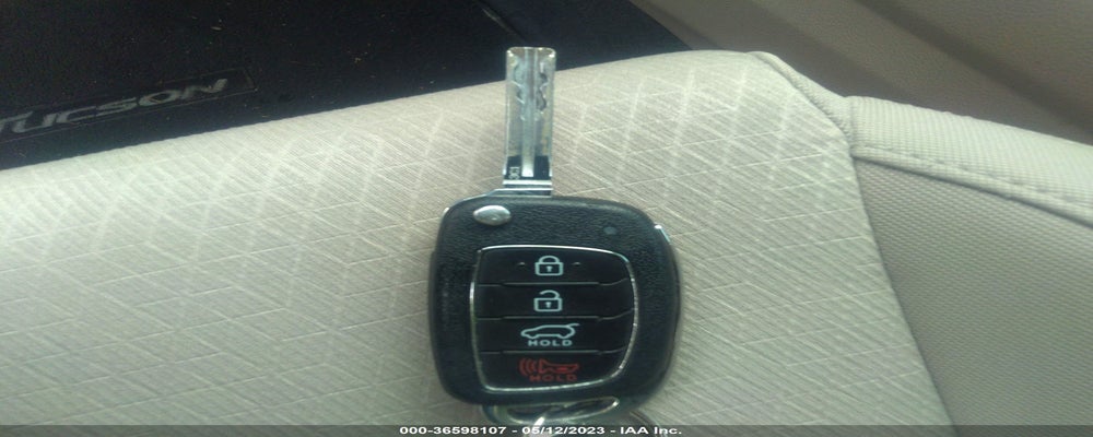 KM8J3CA25GU074686 2016 HYUNDAI TUCSON photo no. 11