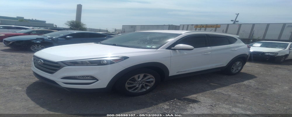 KM8J3CA25GU074686 2016 HYUNDAI TUCSON photo no. 2