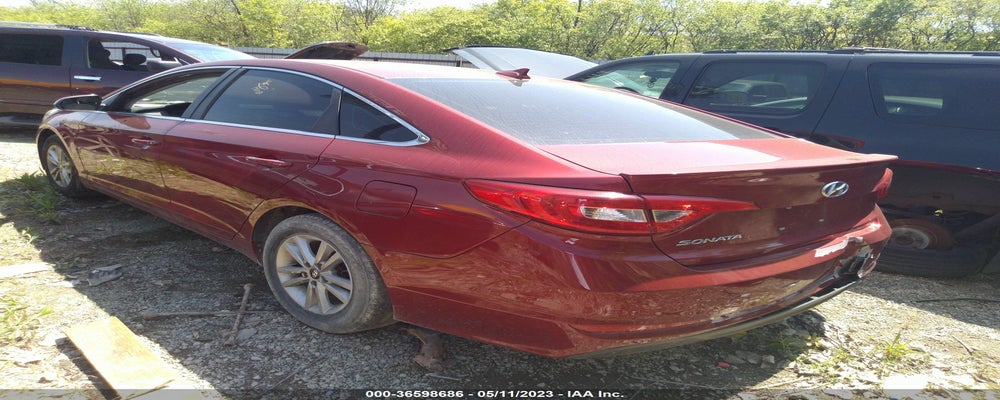 5NPE24AF8FH164053 2015 HYUNDAI SONATA photo no. 3