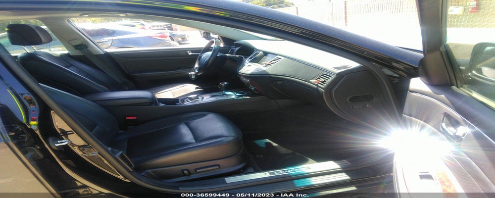 KMHGC4DF2BU127223 2011 HYUNDAI GENESIS photo no. 5
