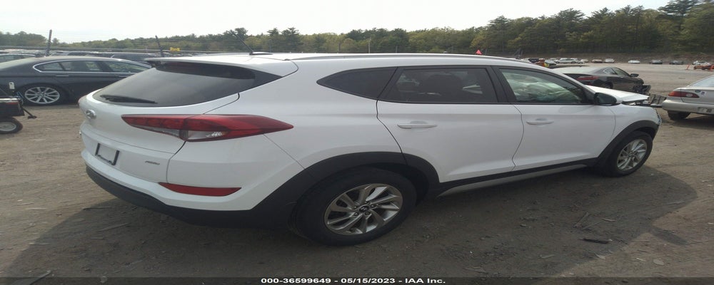 KM8J3CA47HU271099 2017 HYUNDAI TUCSON photo no. 4