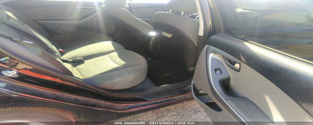 5NPDH4AE5FH574701 2015 HYUNDAI ELANTRA photo no. 8